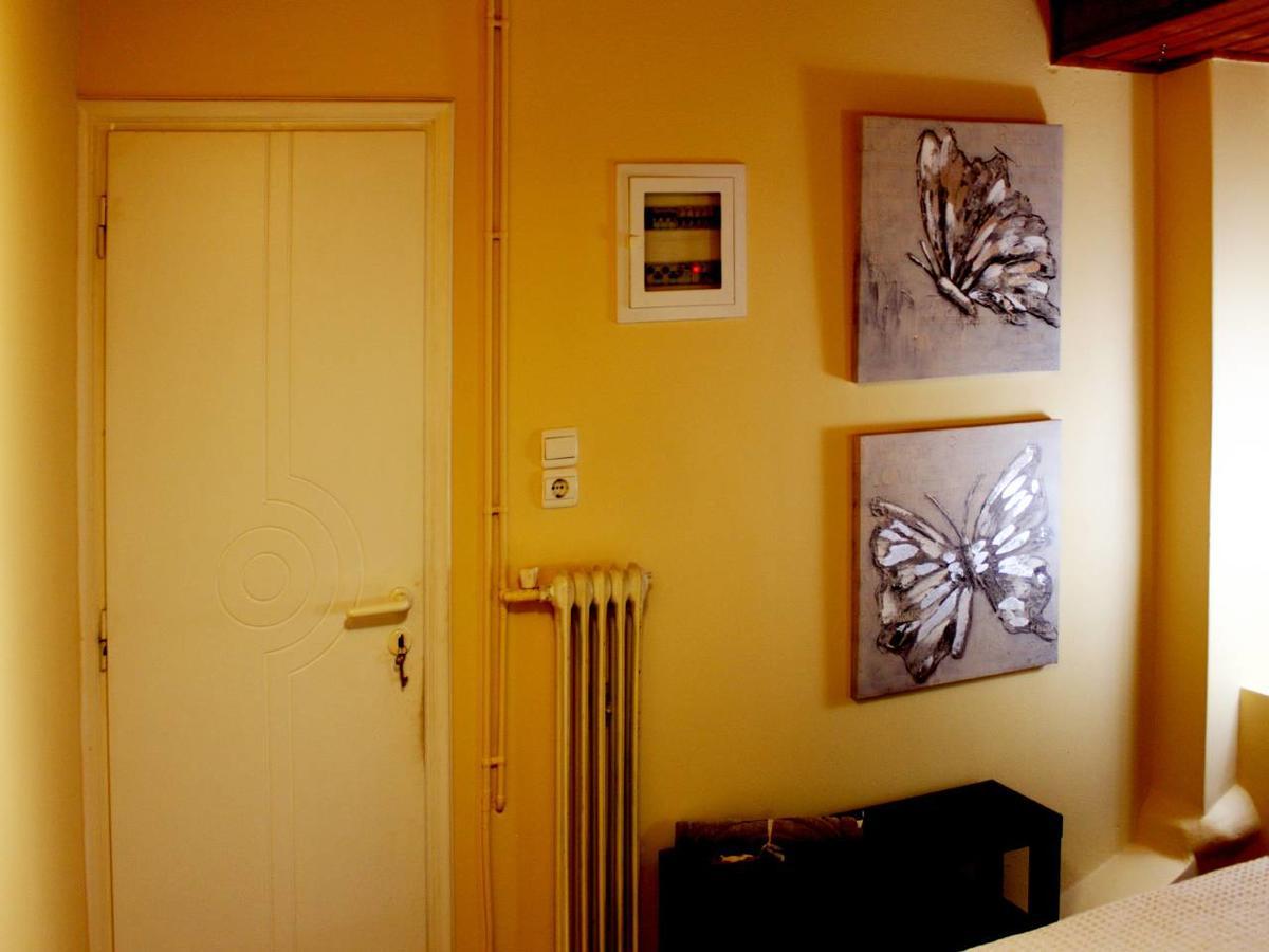 Sweet Stone Apartment In Imittos Athen Exterior foto