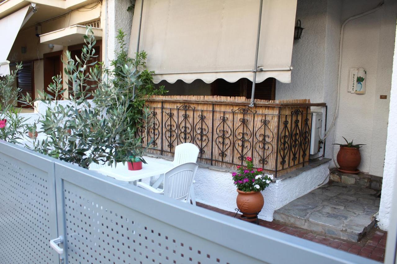 Sweet Stone Apartment In Imittos Athen Exterior foto